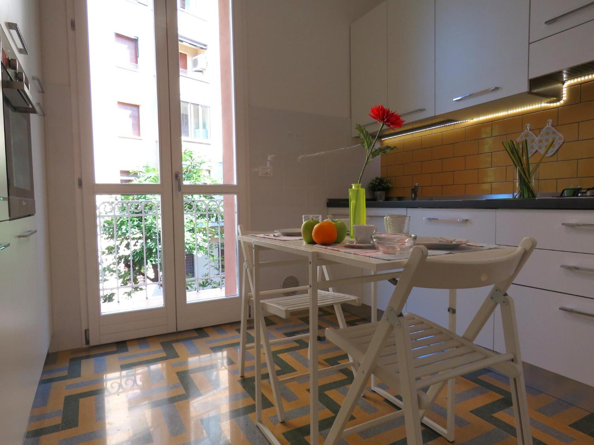Santa Croce Apartments Болонья Экстерьер фото